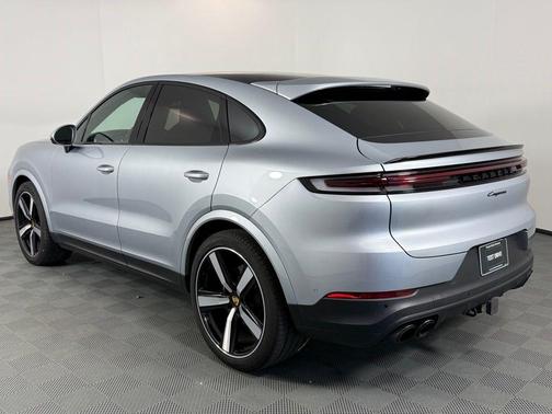 2024 Porsche Cayenne AWD