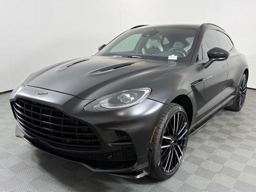 Q Satin Jet Black 2023 Aston Martin DBX 707