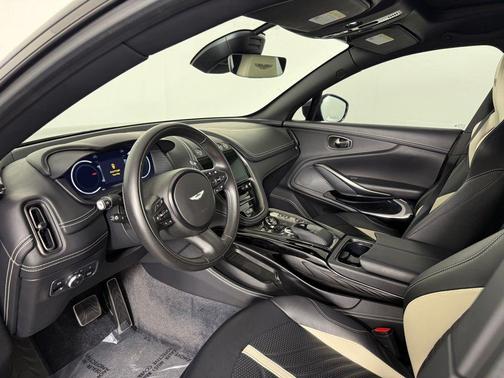 Q Satin Jet Black 2023 Aston Martin DBX 707