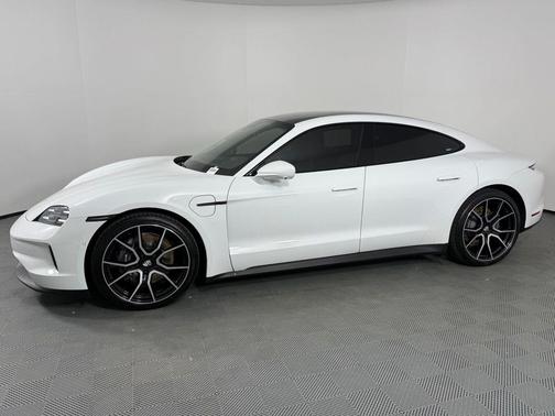 2025 Porsche Taycan Base