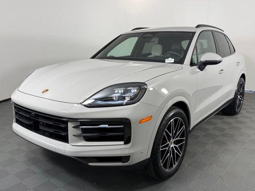 Chalk 2026 Porsche Cayenne Base