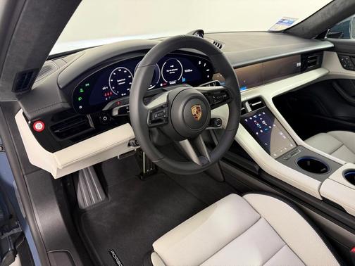 2025 Porsche Taycan GTS