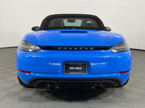 2023 Porsche 718 Boxster GTS 4.0