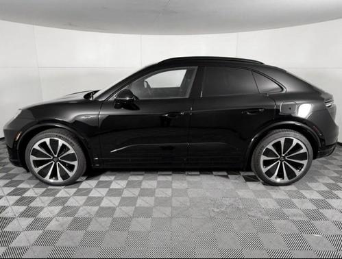 2025 Porsche Macan Electric Base
