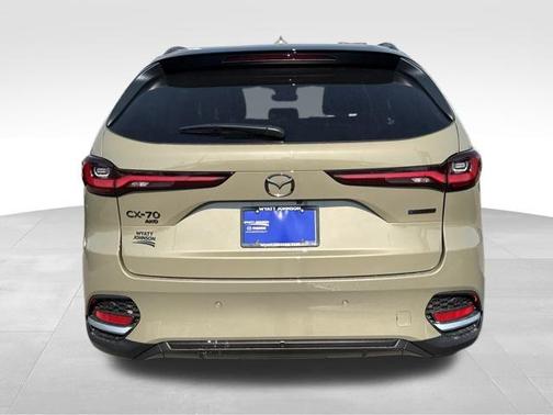 Zircon Sand Metallic 2026 Mazda CX-70 3.3 Turbo Premium Plus
