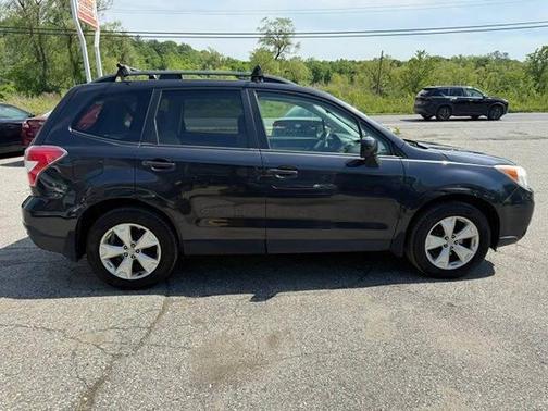 Charcoal 2015 Subaru Forester 2.5i Premium