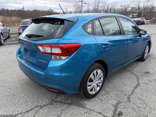 2019 Subaru Impreza 2.0i