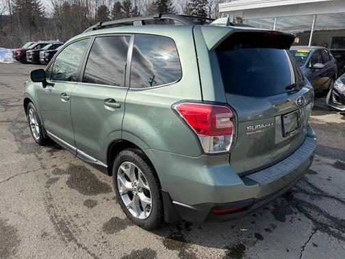 2017 Subaru Forester 2.5i Touring