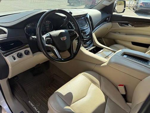 2020 Cadillac Escalade ESV Standard