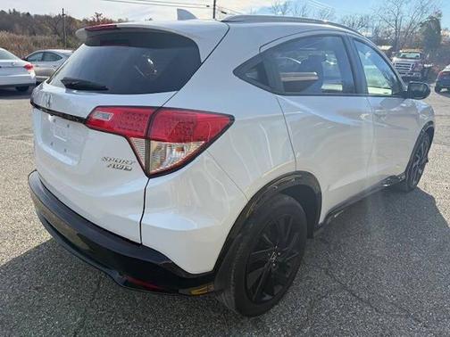 2022 Honda HR-V AWD Sport