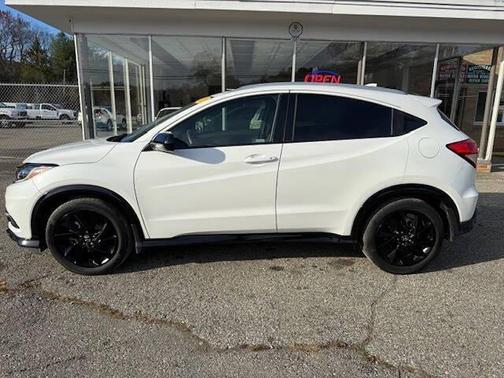2022 Honda HR-V AWD Sport
