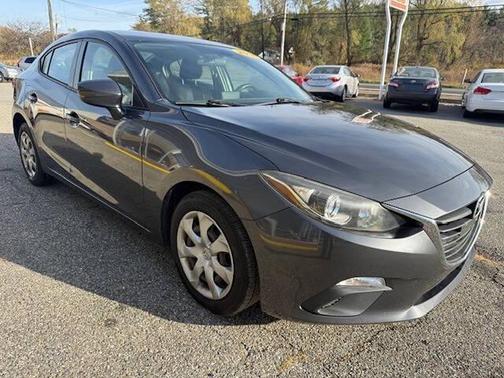 2016 Mazda Mazda3 i Sport