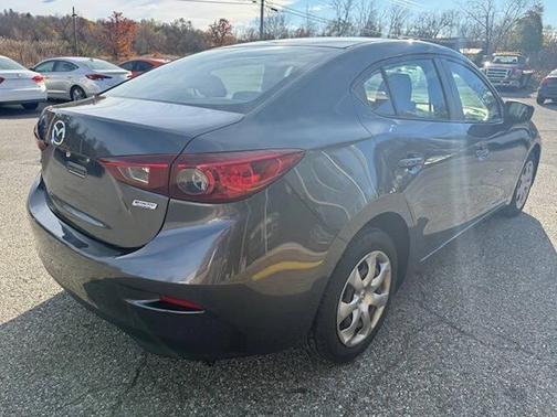 2016 Mazda Mazda3 i Sport