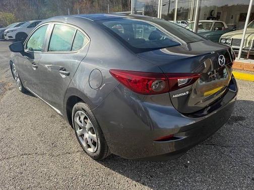 2016 Mazda Mazda3 i Sport