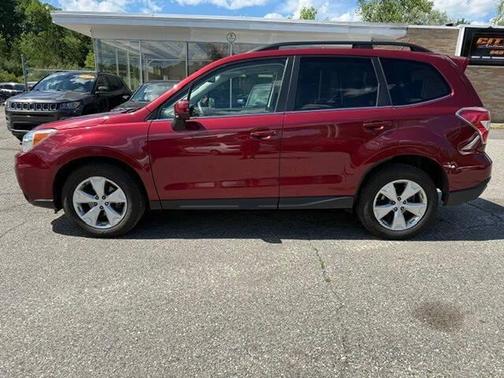 Venetian Red Pearl 2014 Subaru Forester 2.5i Limited