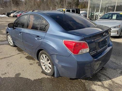 2013 Subaru Impreza 2.0i Premium
