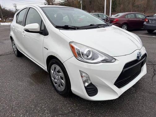 2016 Toyota Prius c Two