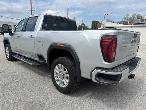 2023 GMC Sierra 2500 Denali