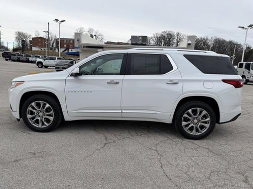 2021 Chevrolet Traverse Premier
