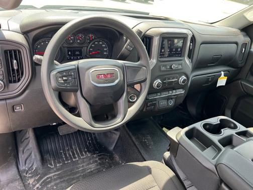 2025 GMC Sierra 3500 Pro