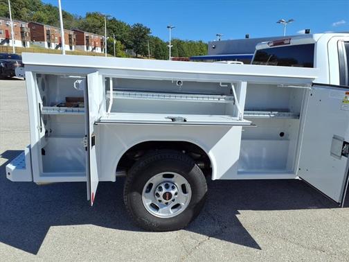 2025 GMC Sierra 2500 Pro