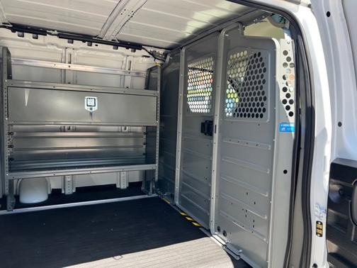 2025 GMC Savana 2500 Work Van