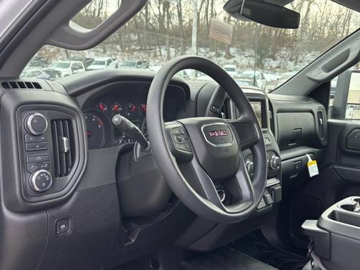 2025 GMC Sierra 3500 Pro