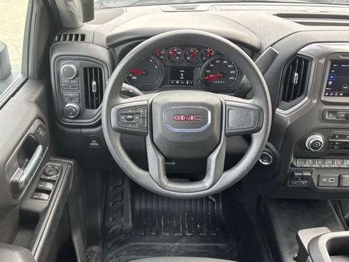 2025 GMC Sierra 3500 Pro
