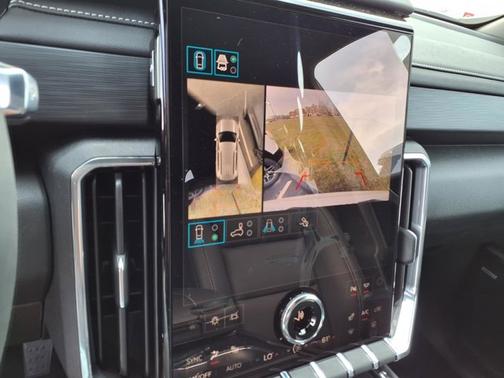 Summit White 2026 GMC Acadia FWD Elevation