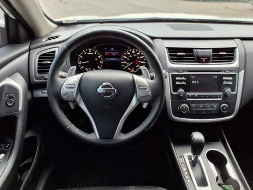 2017 Nissan Altima 2.5 SR