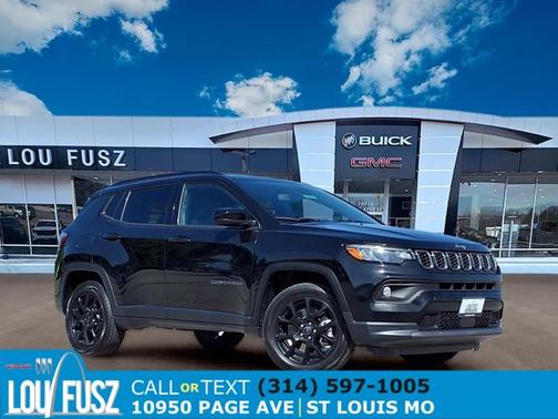 Diamond Black Crystal Pearlcoat 2025 Jeep Compass Latitude