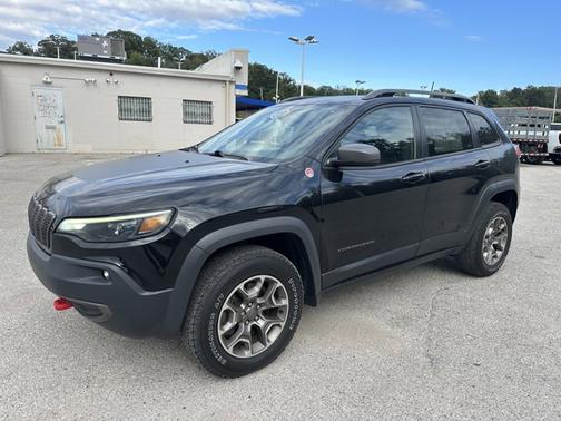 2020 Jeep Cherokee Trailhawk