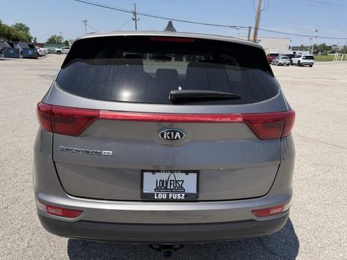 Mineral Silver 2018 Kia Sportage LX