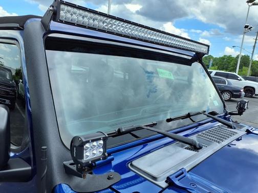 Ocean Blue Metallic Clearcoat 2018 Jeep Wrangler Unlimited Sahara
