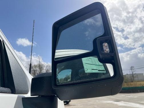 2025 GMC Sierra 3500 Pro