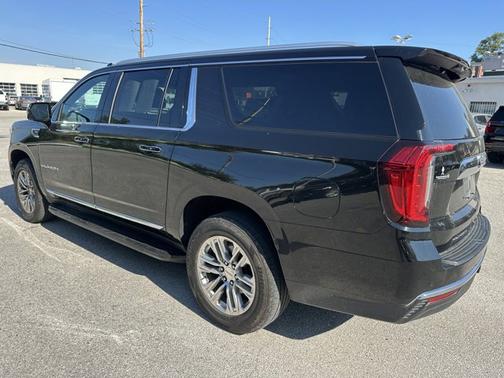 2021 GMC Yukon XL SLT