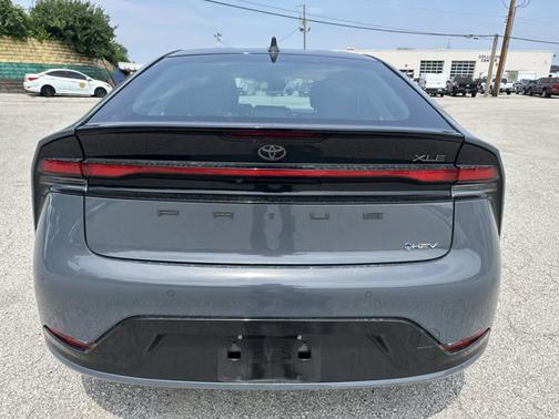 2023 Toyota Prius LE