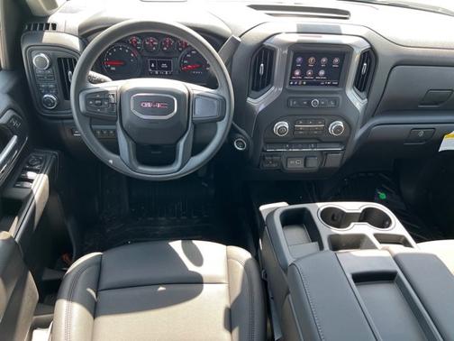 2025 GMC Sierra 3500 Pro