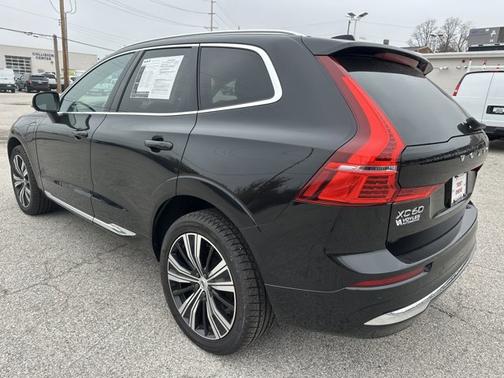 2022 Volvo XC60 Recharge Plug-In Hybrid Inscription