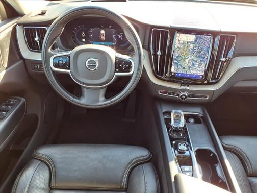 2022 Volvo XC60 Recharge Plug-In Hybrid Inscription