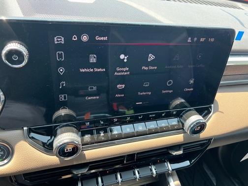 2025 GMC Canyon 4WD Denali