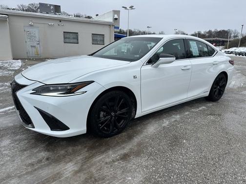 2022 Lexus ES 300h ES 300h F SPORT