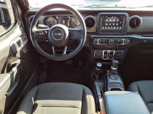 2022 Jeep Wrangler Unlimited Willys