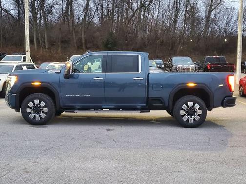 2025 GMC Sierra 2500 Denali