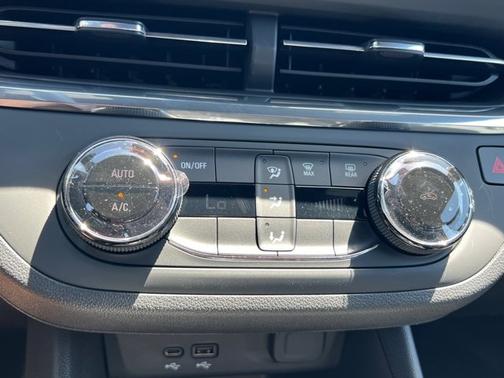 2025 Buick Envista Preferred