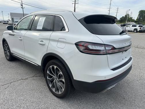 2021 Lincoln Nautilus Reserve