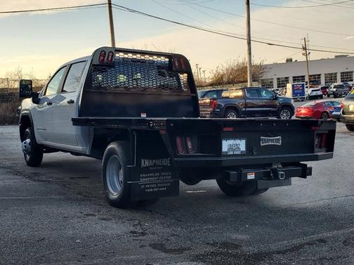 2025 GMC Sierra 3500 Pro