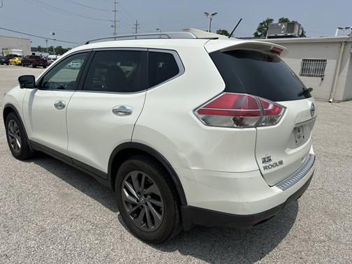2016 Nissan Rogue SL