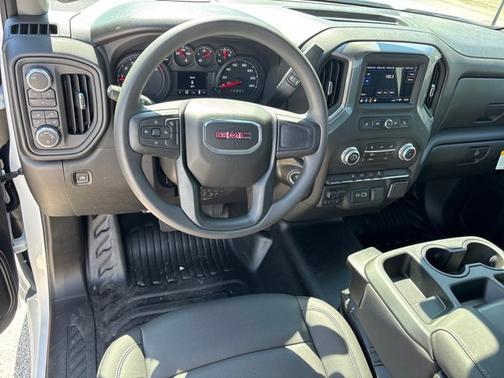 2025 GMC Sierra 3500 Pro