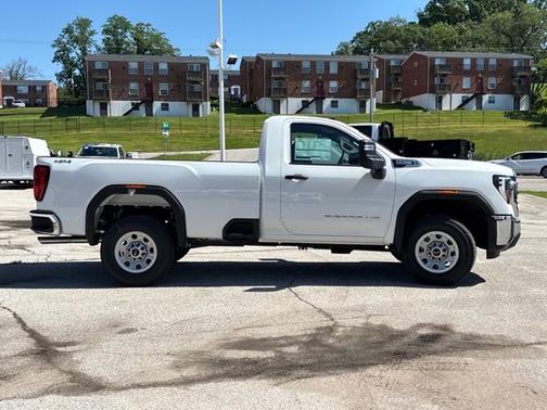2025 GMC Sierra 3500 Pro